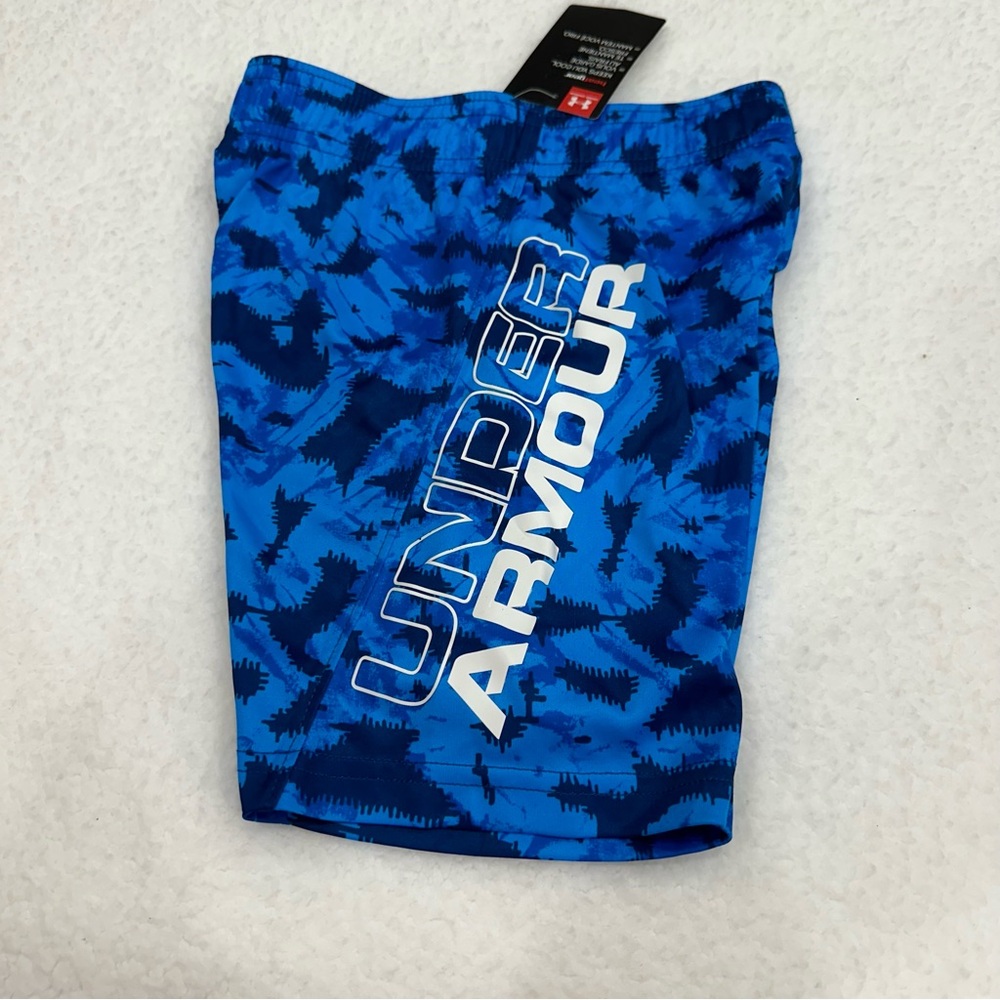 Boyβs Under Armour Shorts